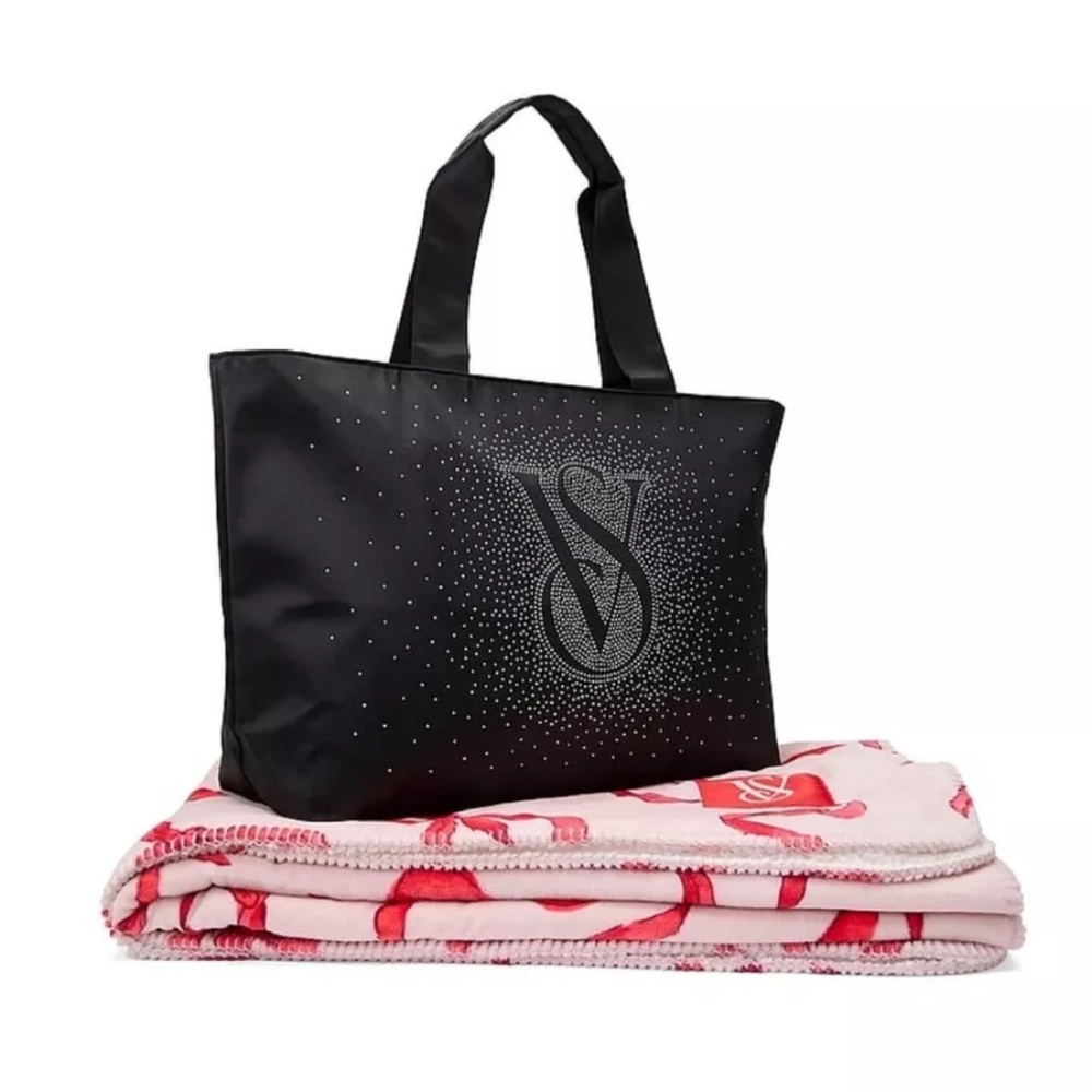 VS CHALK ROSE BOWS GLAZED SATIN PAJAMA SET w/ MATCHING TOTE & BLANKET SIZE LARGE - Picture 8 of 10